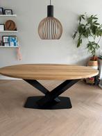 Eettafel eiken met gedraaide zwartstalen V-poot, Huis en Inrichting, Tafels | Eettafels, Ophalen, Eikenhout, 200 cm of meer, 50 tot 100 cm
