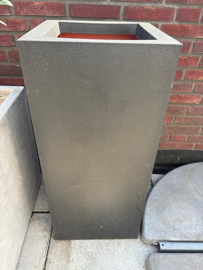 Moderne hoge bloempot- vorstbestendig, licht en stevig, Tuin en Terras, Bloembakken en Plantenbakken, Ophalen, Kunststof, Minder dan 60 cm