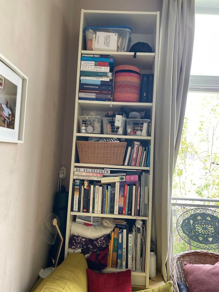 Gratis witte Billy boekenkast (zonder inhoud natuurlijk ;)), Ophalen, Met plank(en), Gebruikt, 200 cm of meer