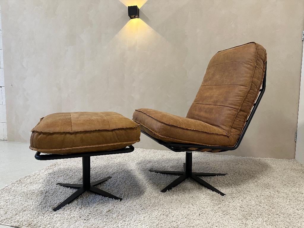 GRATIS BEZORGING - Fauteuil Odin met hocker - cognac