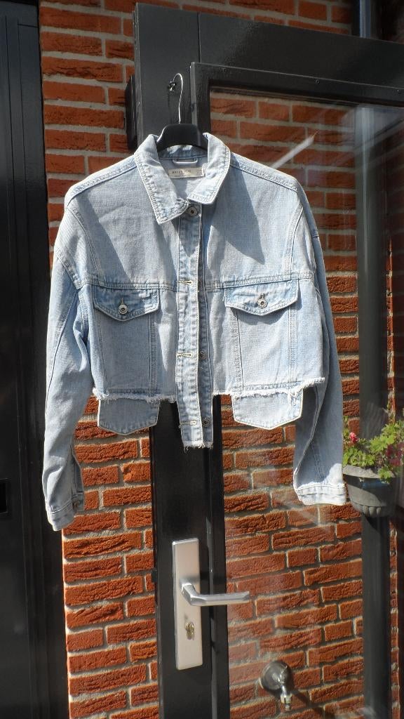 Spijkerjasje maat 38, Maat 38/40 (M), Blauw, Ophalen of Verzenden, Zo goed als nieuw