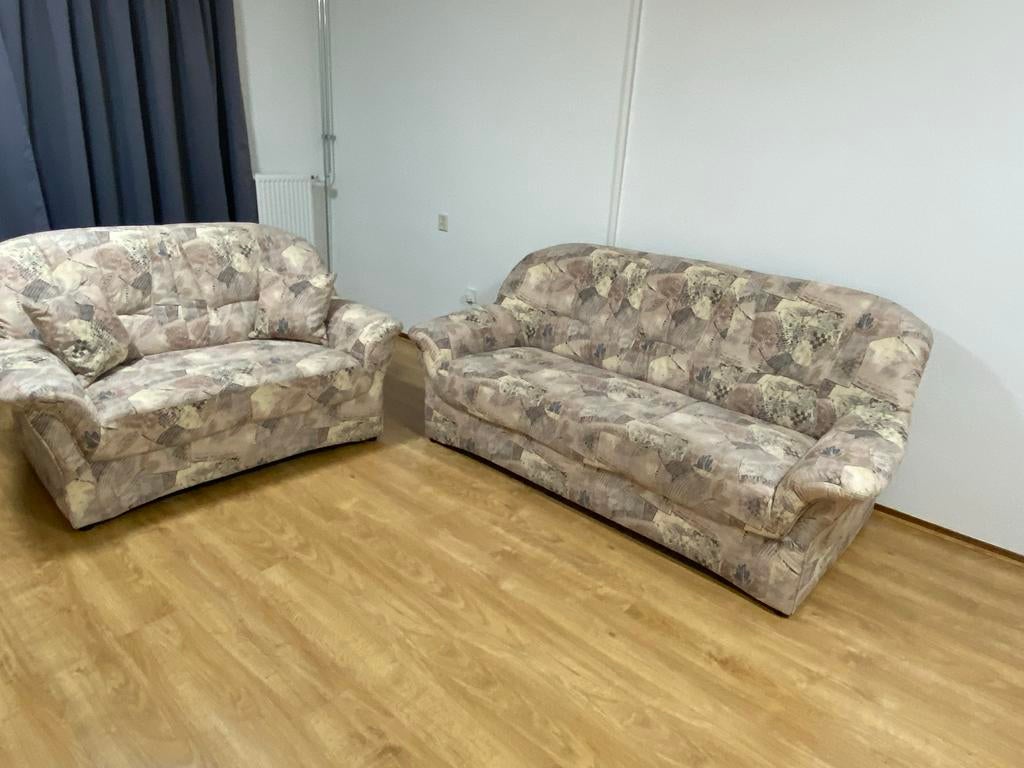 Comfortabele 2-zits en 3-zits bank, Huis en Inrichting, Banken | Bankstellen, Ophalen, 150 tot 200 cm, 75 tot 100 cm, Zo goed als nieuw