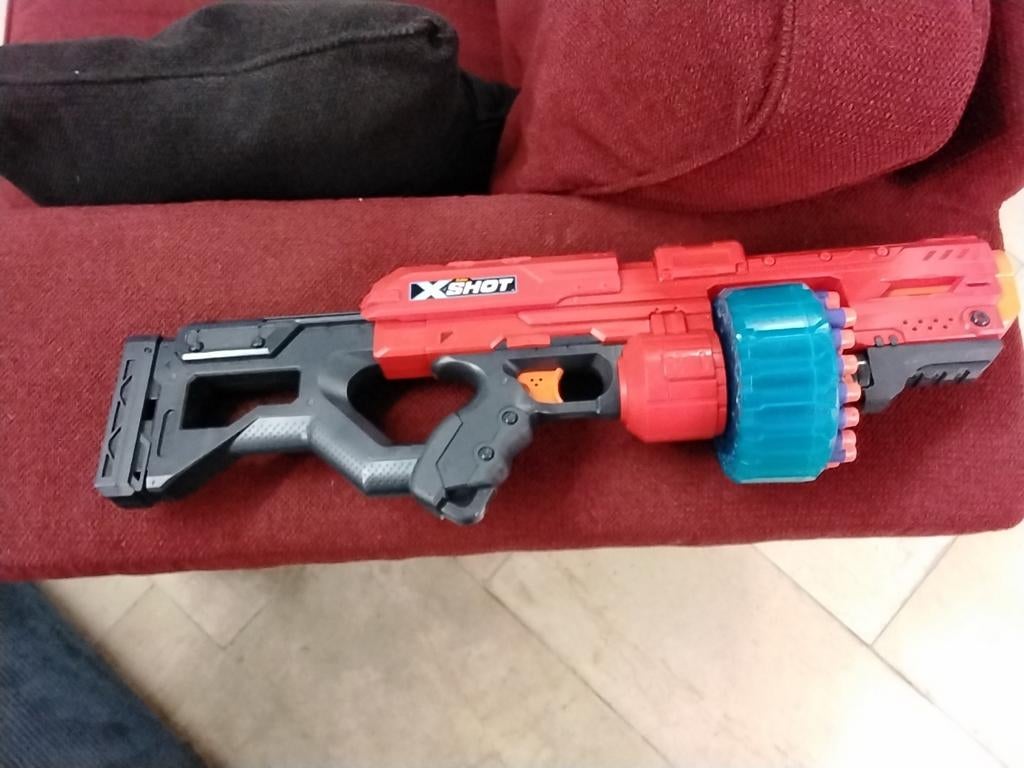 X shot pistool + 20 normale kogels + 6 plak kogels, Ophalen