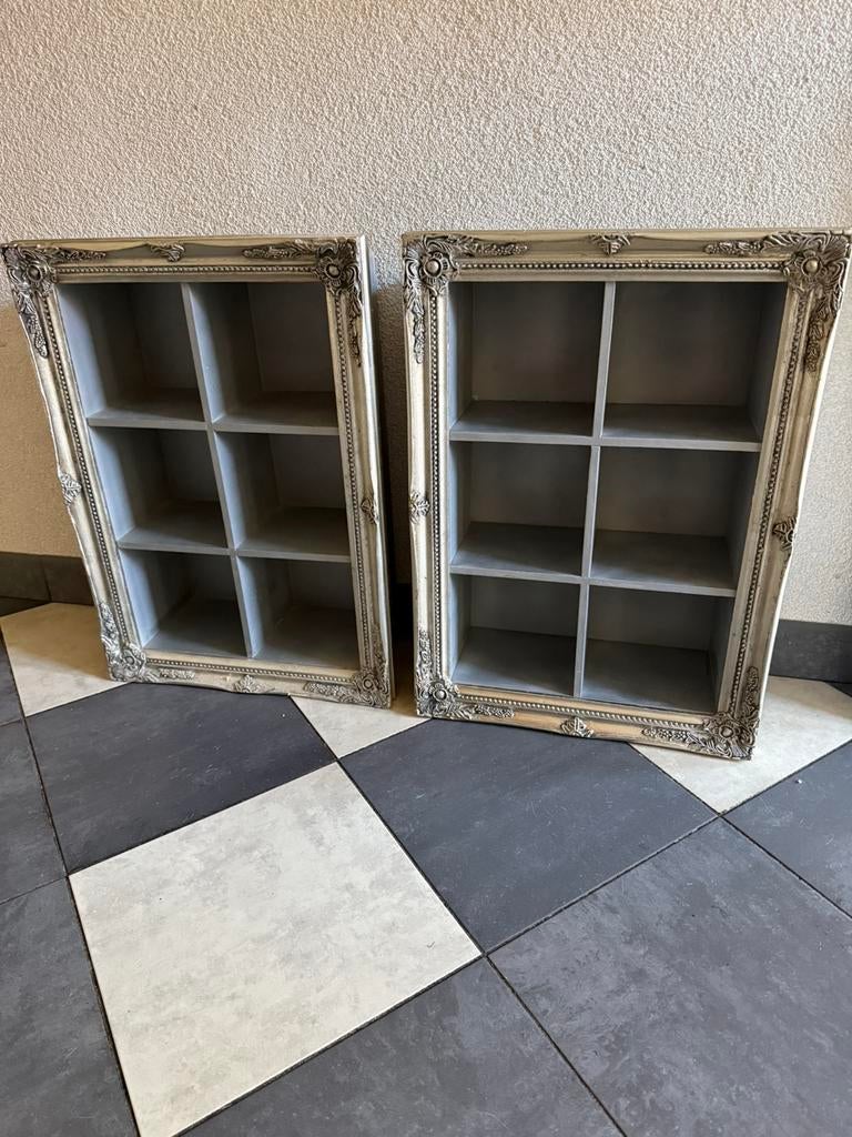 2 nostalgische kastjes om op te hangen of neer te zetten, Ophalen