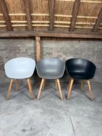 18 HAY AAC22 (6 grijs, 6 zwart, 6 wit), Huis en Inrichting, Hout, Wit, Ophalen of Verzenden, Vijf, Zes of meer stoelen