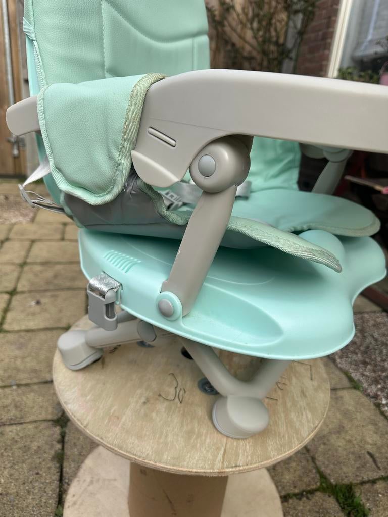 Kikka Boo Booster Seat - Zo goed als nieuw verhoogde stoel, Kinderen en Baby's, Kinderstoelen, Ophalen, Zo goed als nieuw, Overige typen