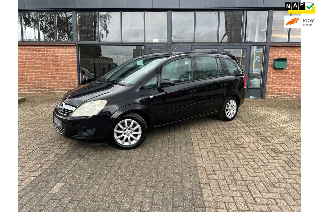 Opel Zafira 1.6 Temptation, Airco, Navi, Trekhaak, Voorwielaandrijving, Gebruikt, Zwart, 4 cilinders
