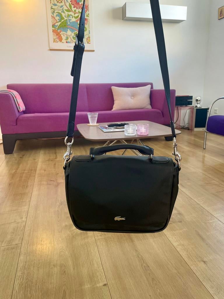 Tas van Lacoste, Sieraden, Tassen en Uiterlijk, Tassen | Damestassen, Verzenden, Zo goed als nieuw, Zwart, Handtas