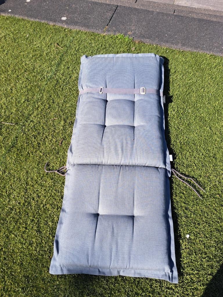 6 grijze tuinstoelkussens hoge rug., Ophalen, Gebruikt