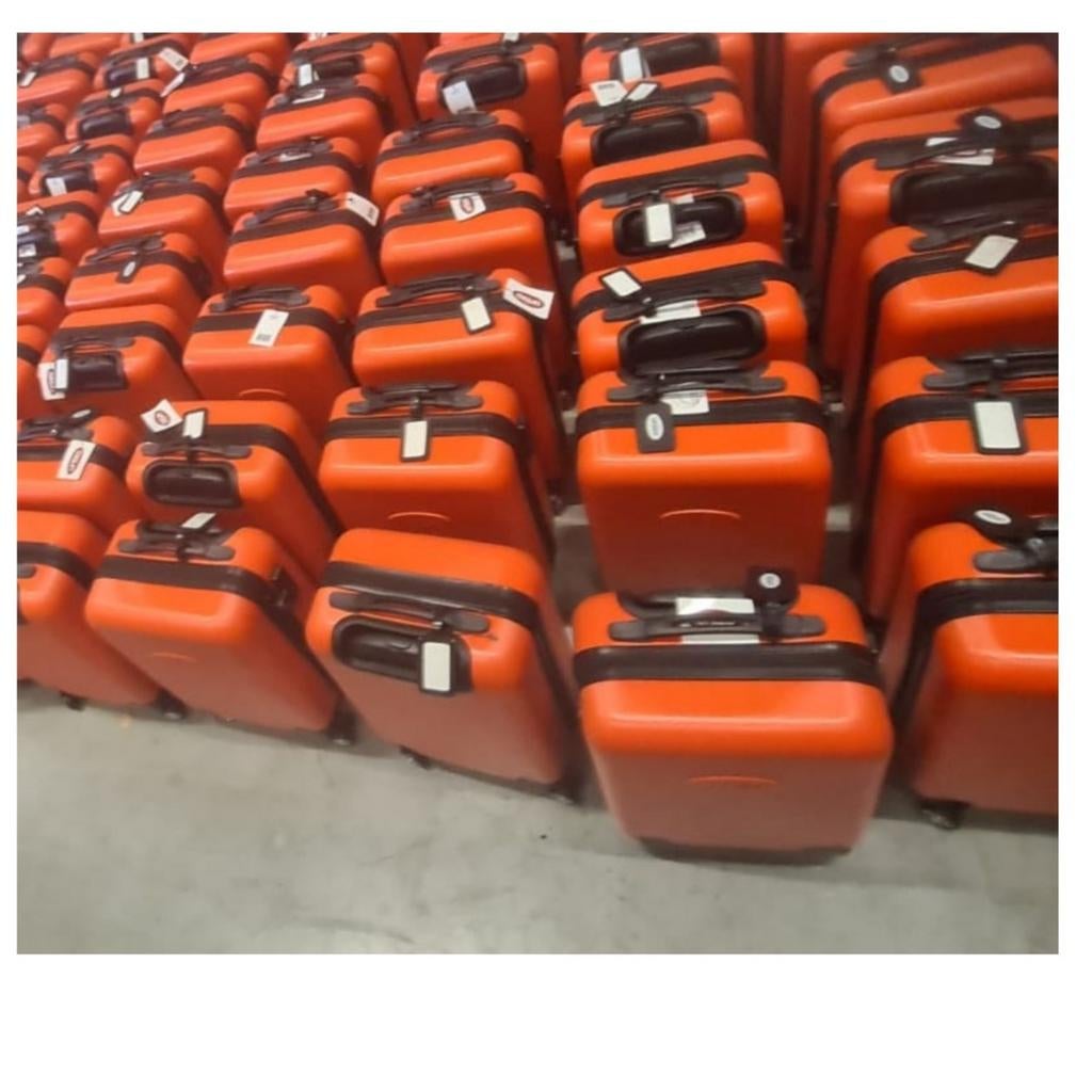 40 handbagage koffers nieuw. Mag ook in kleine oplages weg., Sieraden, Tassen en Uiterlijk, Koffers, Ophalen, Wieltjes, 50 tot 60 cm