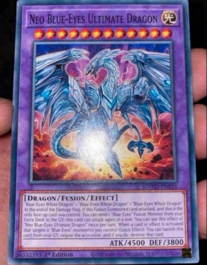 Yu-Gi-Oh! Neo Blue Eyes Ultimate Dragon SDWD 1st ed !, Hobby en Vrije tijd, Verzamelkaartspellen | Yu-gi-Oh!, Ophalen of Verzenden