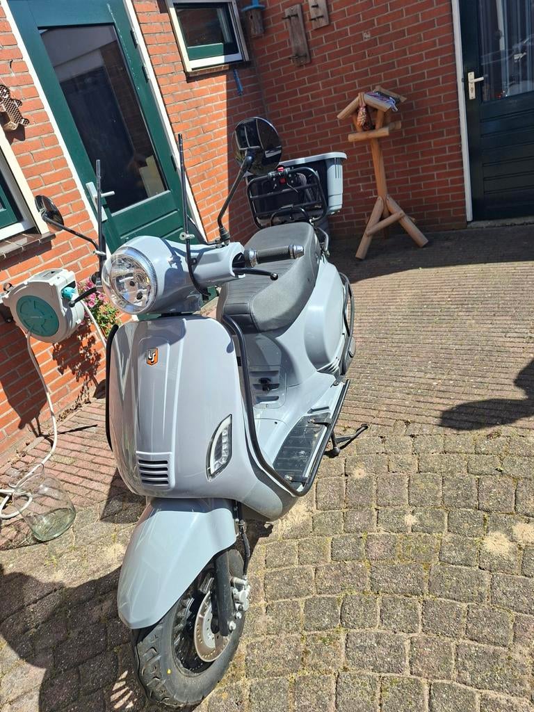 La Souris E-Sourini Special Edition | Nardo Grey | 1085 km |, Ophalen, Zo goed als nieuw, Elektrisch, Overige merken