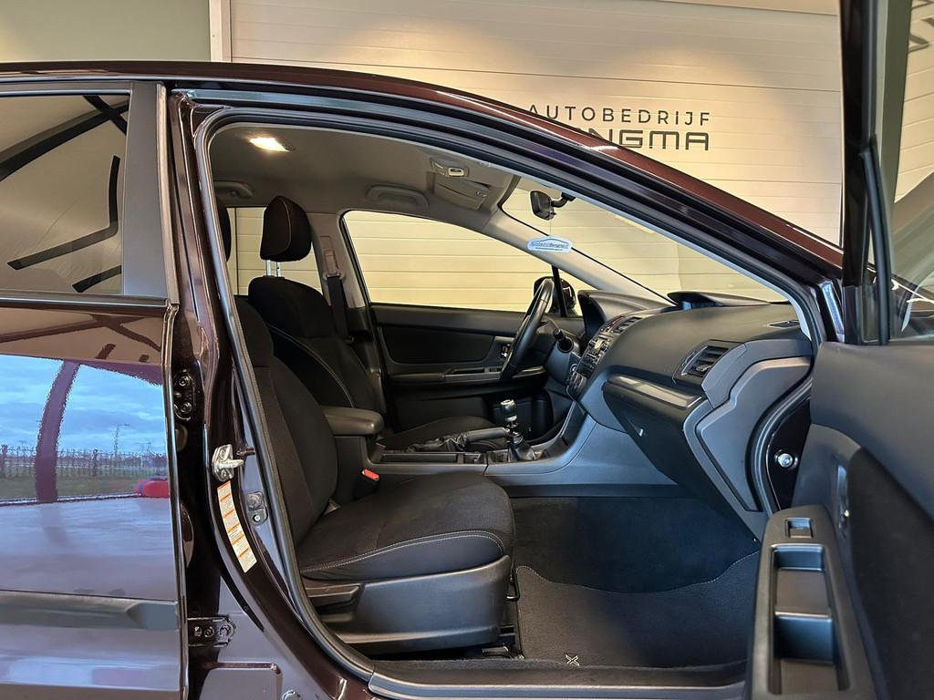 Subaru XV 2.0i 16v AWD LUXURY PACK/CLIMA AIRCO/TREKHAAK/CRUI, Auto's, Subaru, Euro 5, 4 cilinders, Bedrijf, Vierwielaandrijving