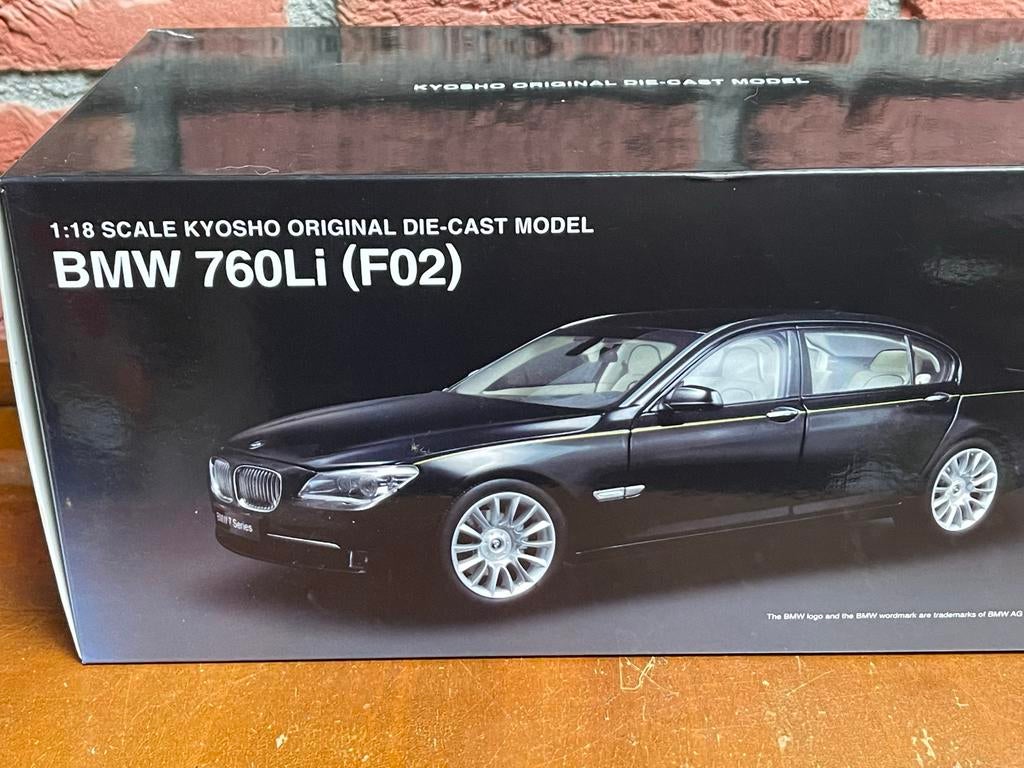 Kyosho BMW 760Li (F02) 1:18 Diecast Model Zwart, Hobby en Vrije tijd, Modelauto's | 1:18, Ophalen of Verzenden, Nieuw, Auto, Kyosho