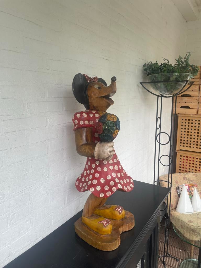 Houten beeld Minnie Mouse, Antiek en Kunst, Ophalen, Overige onderwerpen, 50 - 100 cm, Beeld