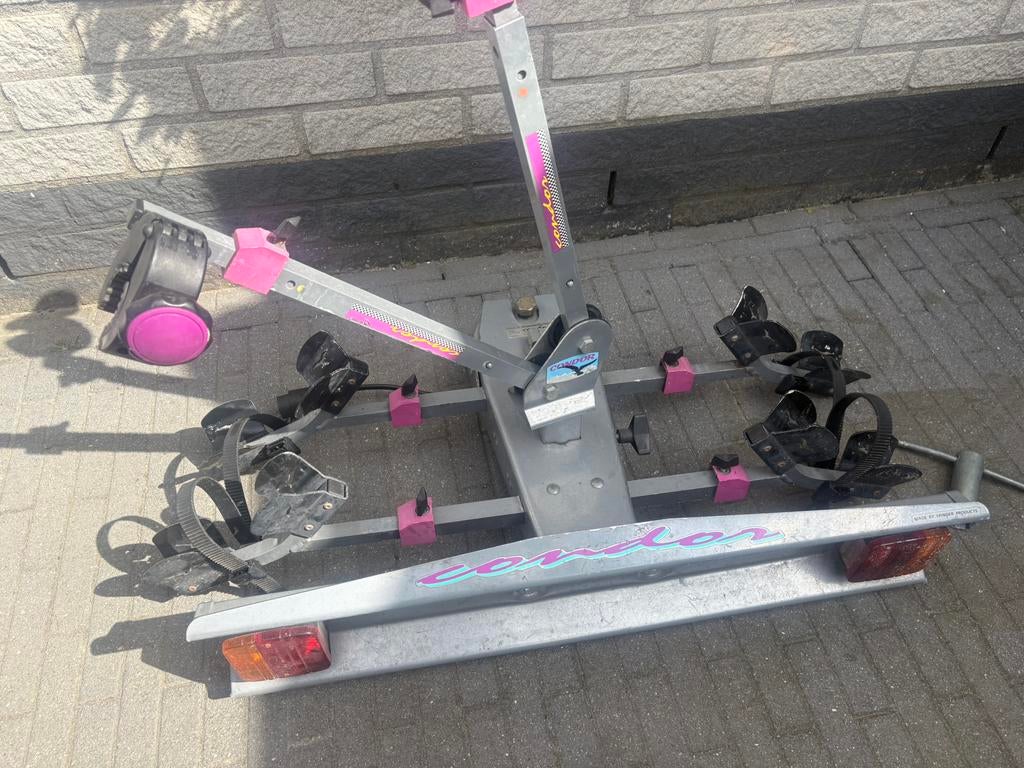 Fietsen drager, Ophalen, Zo goed als nieuw, Trekhaakdrager