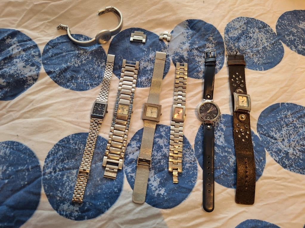 Diverse vrouwen horloges - Quartz, Sieraden, Tassen en Uiterlijk, Horloges | Dames, Gebruikt, Polshorloge, Fossil, Staal, Overige materialen