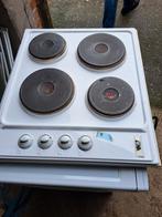 elektrisch fornuis, inductie., Zo goed als nieuw, Vrijstaand, Elektrisch, 4 kookzones