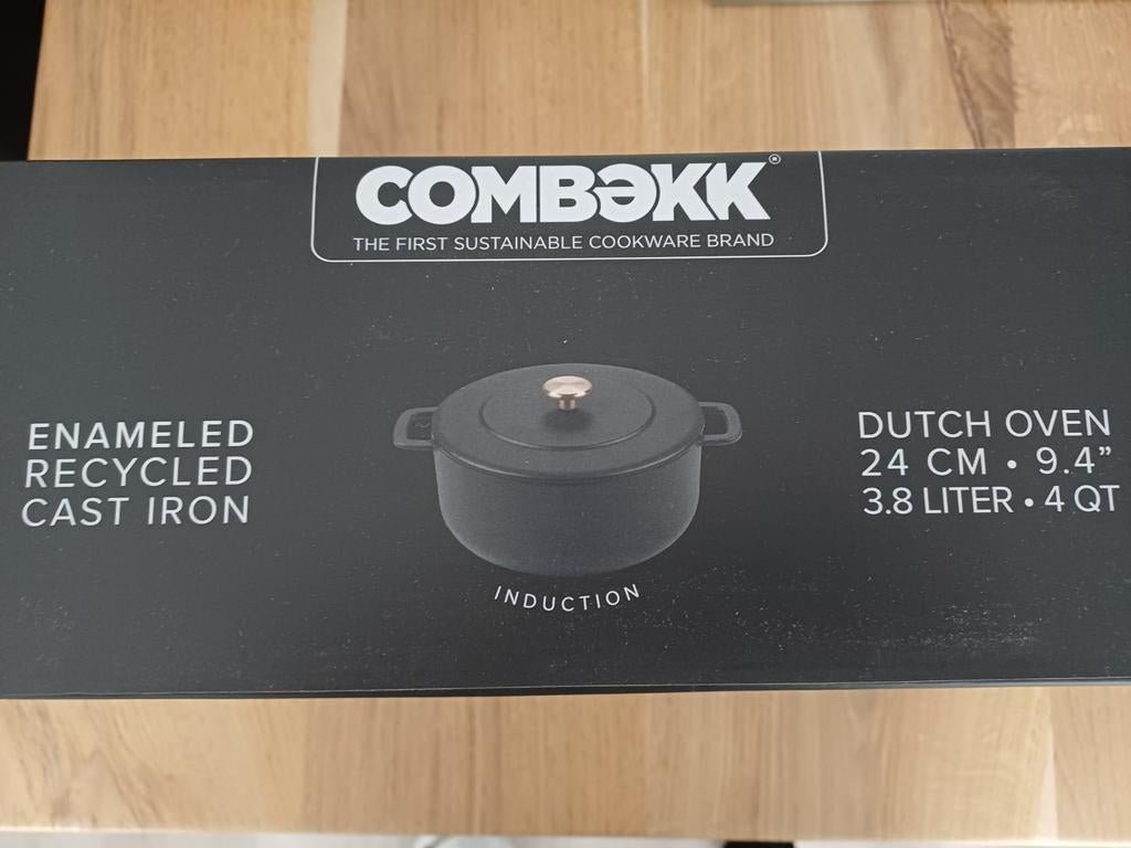 DUTCH OVEN Gietijzeren pan, Zwart 24cm/3,8 liter, Huis en Inrichting, Keuken | Potten en Pannen, Ophalen of Verzenden, Nieuw, Gietijzer