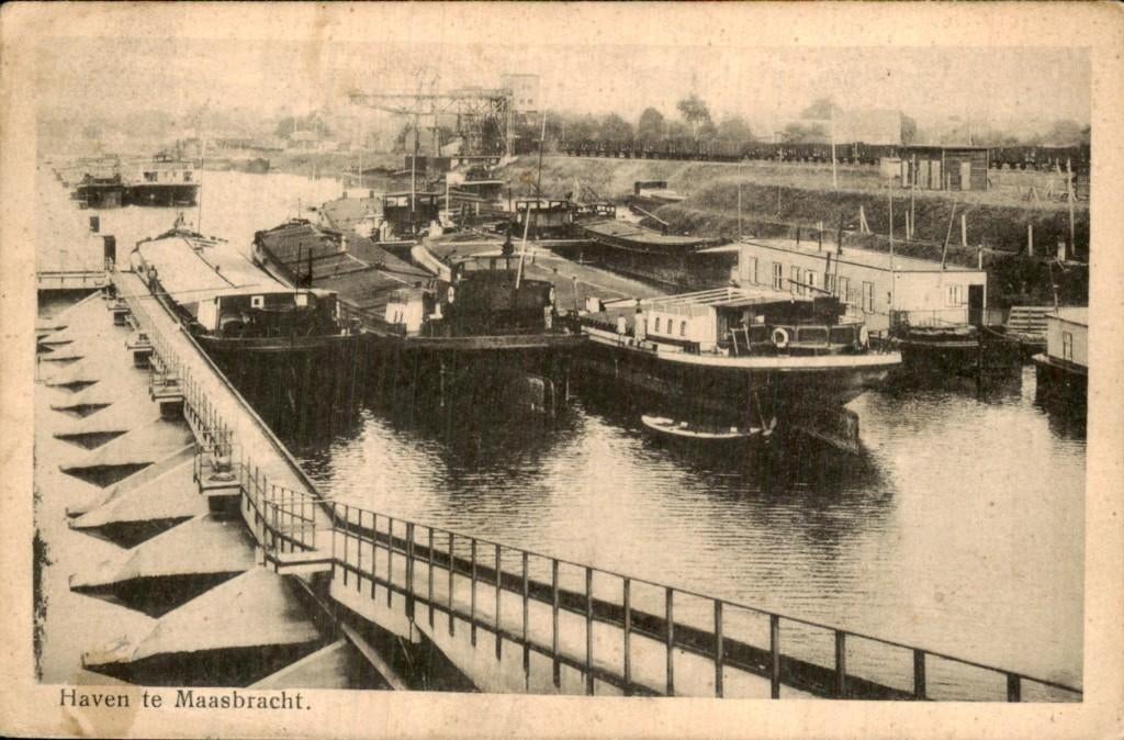 Maasbracht - Haven - Schepen, Ophalen of Verzenden, 1920 tot 1940, Gelopen, Limburg