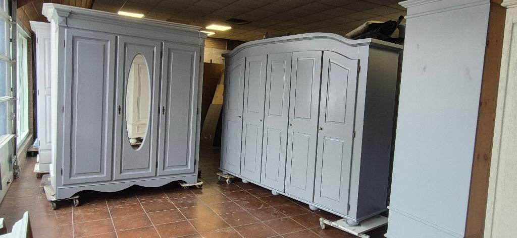 Garderobe brocante opgeknapte kasten, kledingkast linnenkast, Huis en Inrichting, Kasten | Overige, Ophalen of Verzenden, Zo goed als nieuw