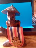 Beeldje uit Bali + Oorlogsherinneringskruis 'Orde en vrede., Verzamelen, Ophalen of Verzenden, Landmacht