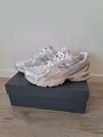 New Balance 740 sneakers wit zilver - maat 38,5, Kleding | Dames, Schoenen, Ophalen, Wit, New Balance, Sneakers of Gympen