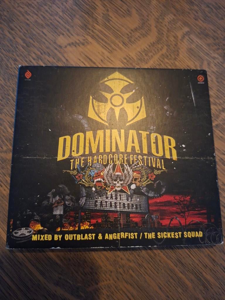 Dominator 2012 CD - Zeer Goede Staat, Ophalen of Verzenden