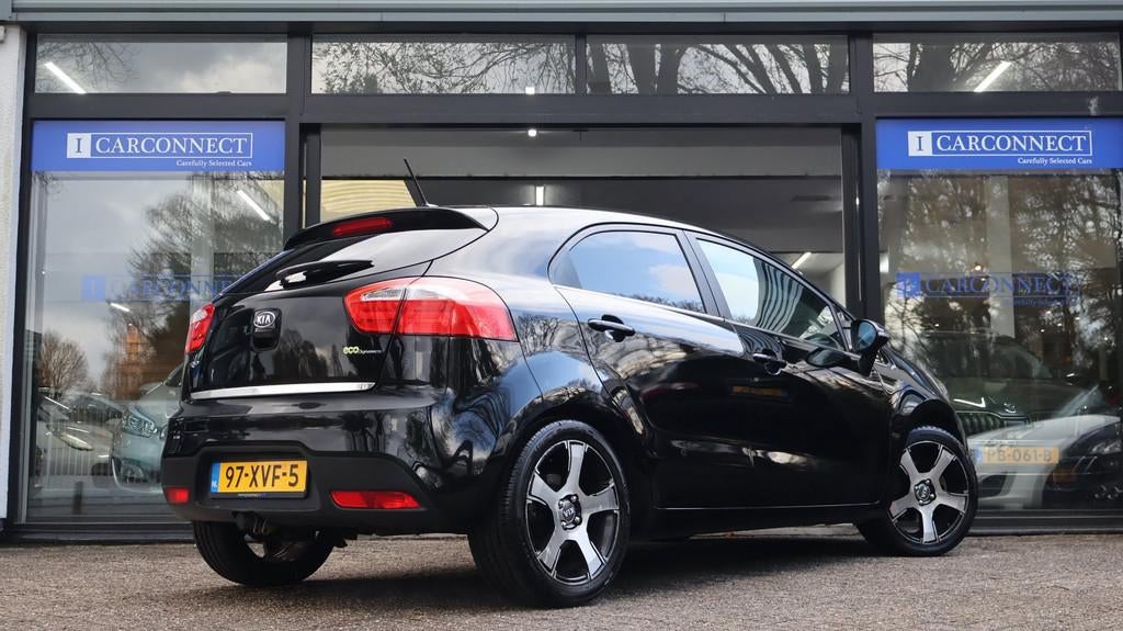 Kia Rio 1.4 CVVT Super Pack|Cruise|Trekhaak||PDC|Camera|Clim, Auto's, Kia, Voorwielaandrijving, Euro 5, Zwart, Zwart