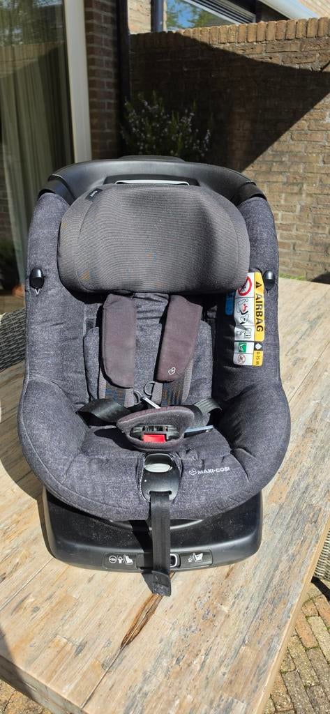 Maxi Cosi Axissfix 360 autostoeltje 61-105 cm, Ophalen, Verstelbare rugleuning, 9 t/m 18 kg, Zo goed als nieuw