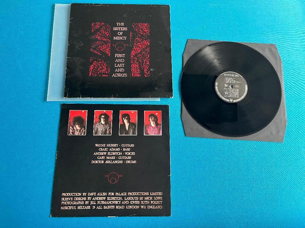 The Sisters Of Mercy - First And Last And Always - LP, Cd's en Dvd's, Vinyl | Rock, Ophalen of Verzenden, Gebruikt, 12 inch, Poprock