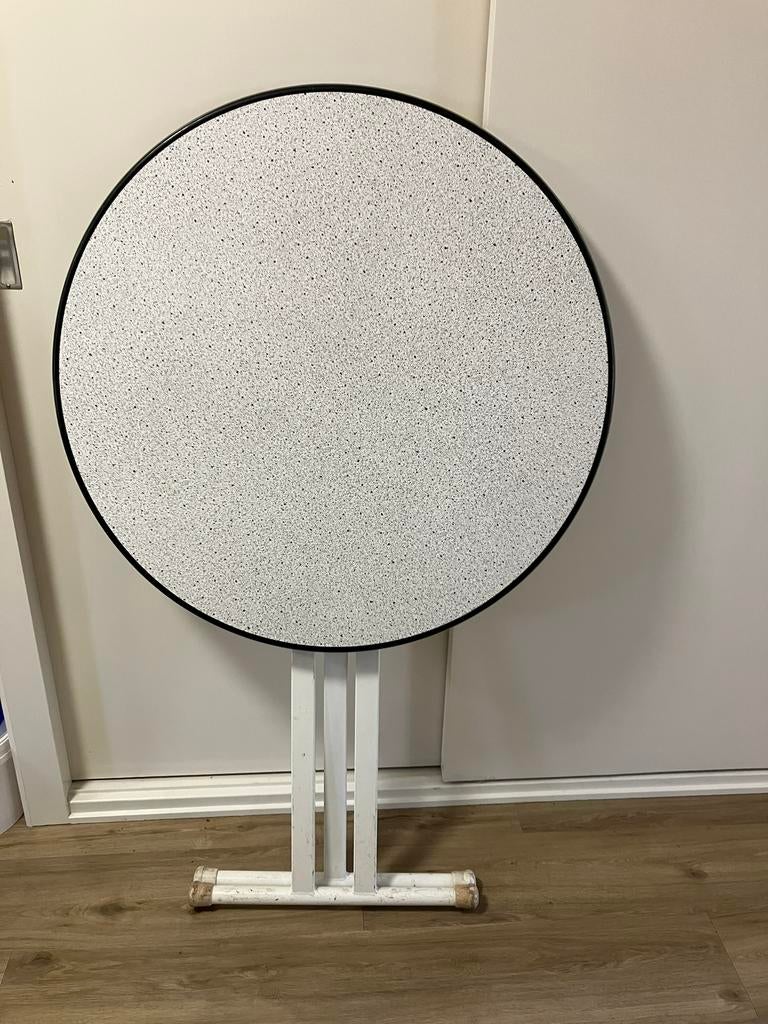 2hangtafels, Ophalen, Zo goed als nieuw