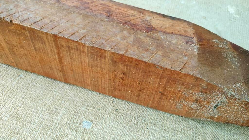 Azobe paal, bezaagd en bepunt, 3 mtr x 7x7 cm, Tuin en Terras, Palen, Balken en Planken, Ophalen of Verzenden, Nieuw, 250 cm of meer