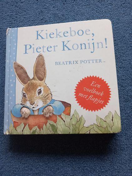 kiekeboe pieter konijn beatrix potter, Boeken, Ophalen of Verzenden, Zo goed als nieuw, Fictie algemeen