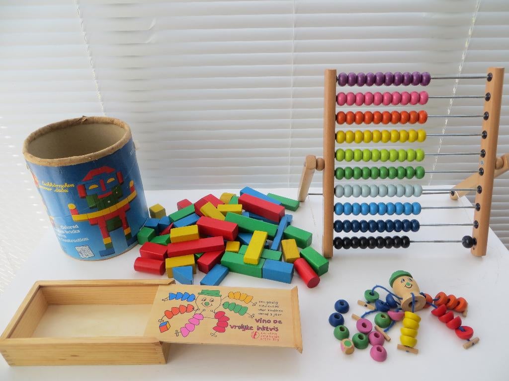 IKEA Speelgoed Hout Telraam, 50 Blokken, De vrolijke inktvis, Kinderen en Baby's, Speelgoed | Houten speelgoed, Zo goed als nieuw