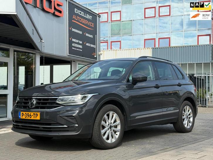 Volkswagen Tiguan 1.4 TSI eHybrid Business+, Auto's, Volkswagen, Bedrijf, Te koop, Tiguan, ABS, Adaptive Cruise Control, Airbags