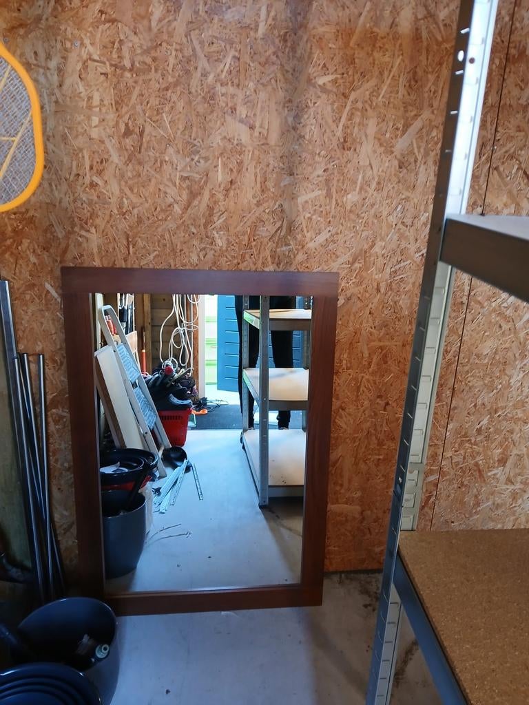 GRATIS OPHALEN Spiegel met notenhouten lijst, 100x70 cm, Ophalen, Zo goed als nieuw, 75 tot 100 cm, Minder dan 100 cm