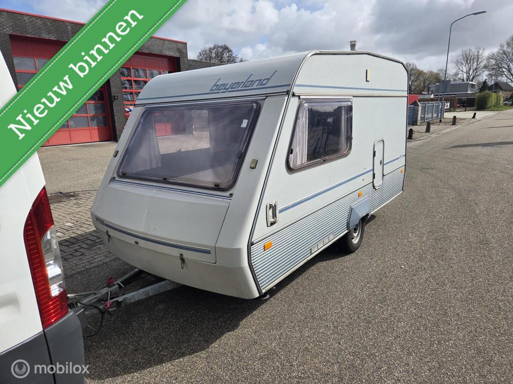 Beyerland BEYERLAND VITESSE 3.80/2, Caravans en Kamperen, Caravans, Bedrijf, 500 - 750 kg, Rondzit, Beyerland, Gascomfoor, Koelkast