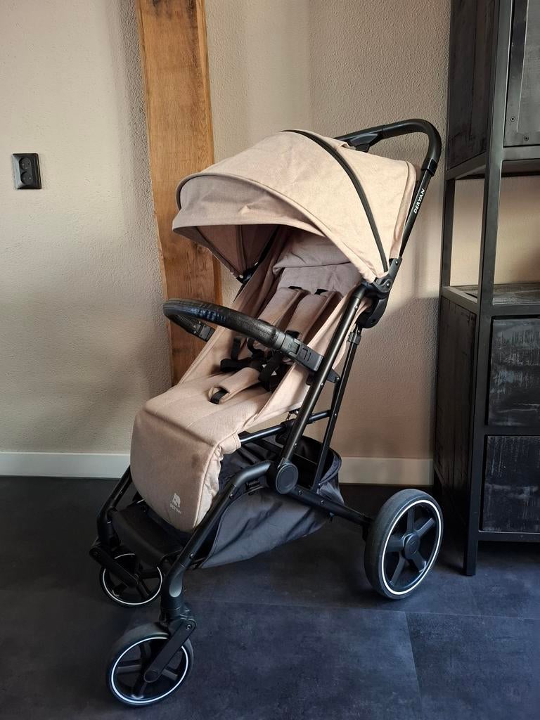 Deryan Xp XL buggy beige met zwart, Kinderen en Baby's, Buggy's, Ophalen of Verzenden, Zo goed als nieuw, Zonnekap