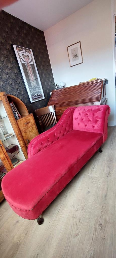 Mooie rode chaise longue bank, Huis en Inrichting, Banken | Sofa's en Chaises Longues, Ophalen, Zo goed als nieuw