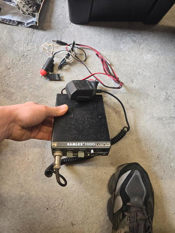 Samlex 1000 CB-radio met microfoon en accessoires, Telecommunicatie, Overige Telecommunicatie, Ophalen of Verzenden