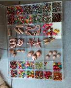 NIEUWE MEGA GROTE PARTIJ VERSCHILLENDE GESORTEERDE KRALEN ME, Ophalen of Verzenden