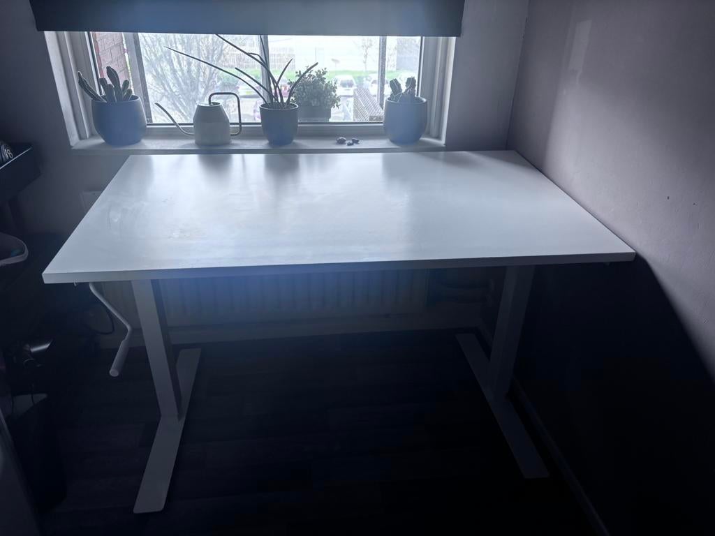 Sta zit bureau - wit, Huis en Inrichting, Bureaus, Ophalen, Zo goed als nieuw