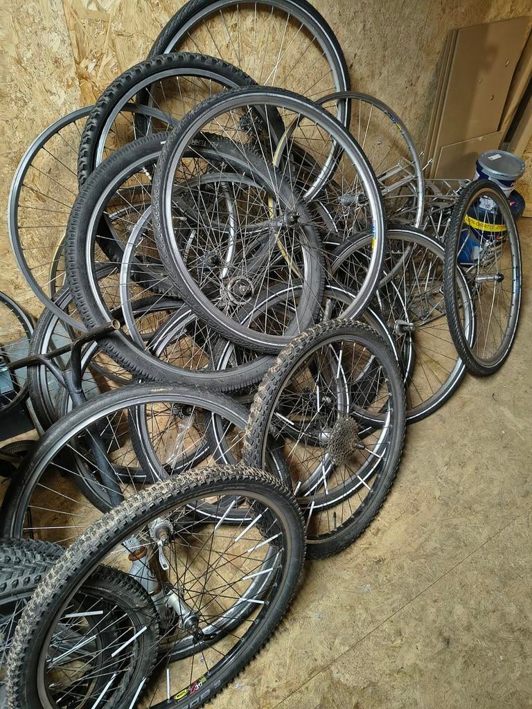 Diverse voorwielen v brakes voor gazelle Koga etc, Ophalen of Verzenden, Wiel