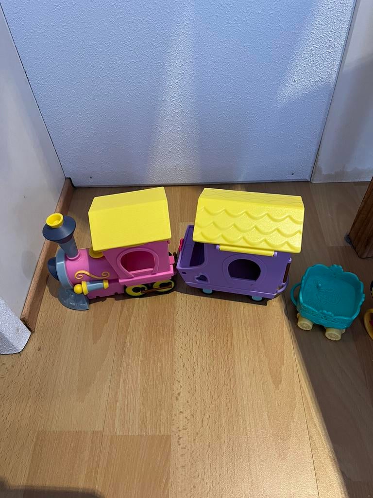 My little pony trein en koets, Ophalen of Verzenden, Gebruikt