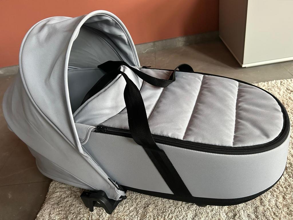 Babyzen Yoyo Reiswieg stone grey zo goed als nieuw, Ophalen, Zo goed als nieuw, Overige merken
