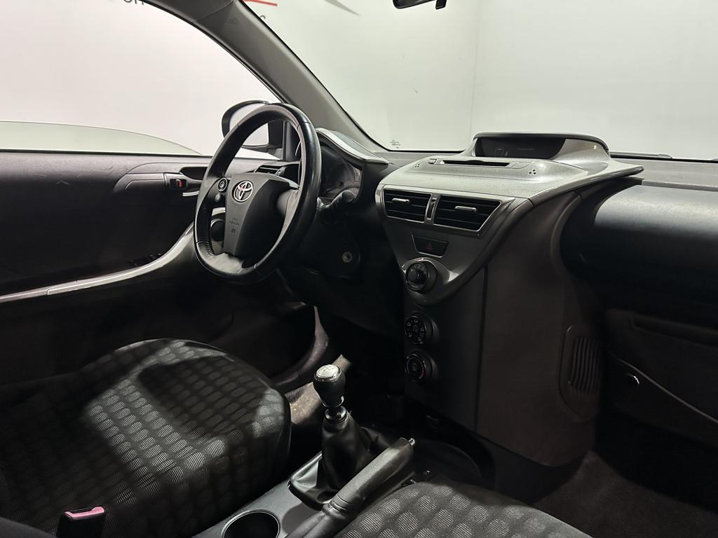 Toyota iQ 1.0 VVTi Comfort - Airco / Radio (bj 2009), Auto's, Toyota, Gebruikt, 4 stoelen, Origineel Nederlands, Bedrijf