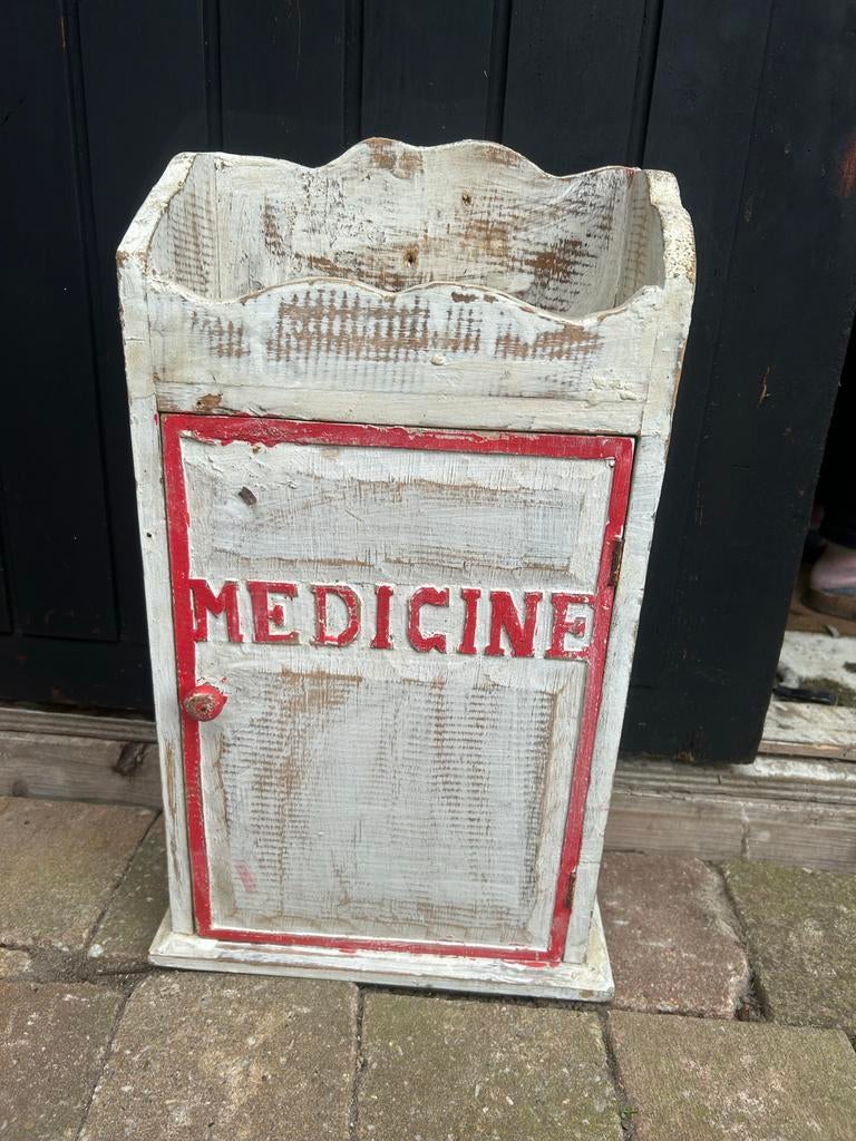 Vintage houten medicijnkastje met 'MEDICINE' opdruk, Ophalen of Verzenden