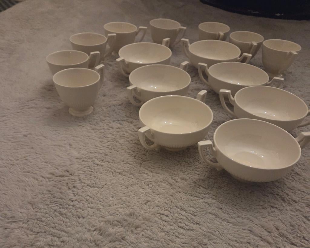 Recamier soepkommen en koffie kopjes, Ophalen of Verzenden, Zo goed als nieuw, Overige stijlen, Kop(pen) en/of Schotel(s)