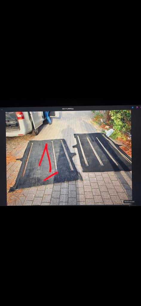 Tapijt caoutchouc ouirginale mercedes vito taurer 447 alls, Auto-onderdelen, Interieur en Bekleding, Ophalen of Verzenden